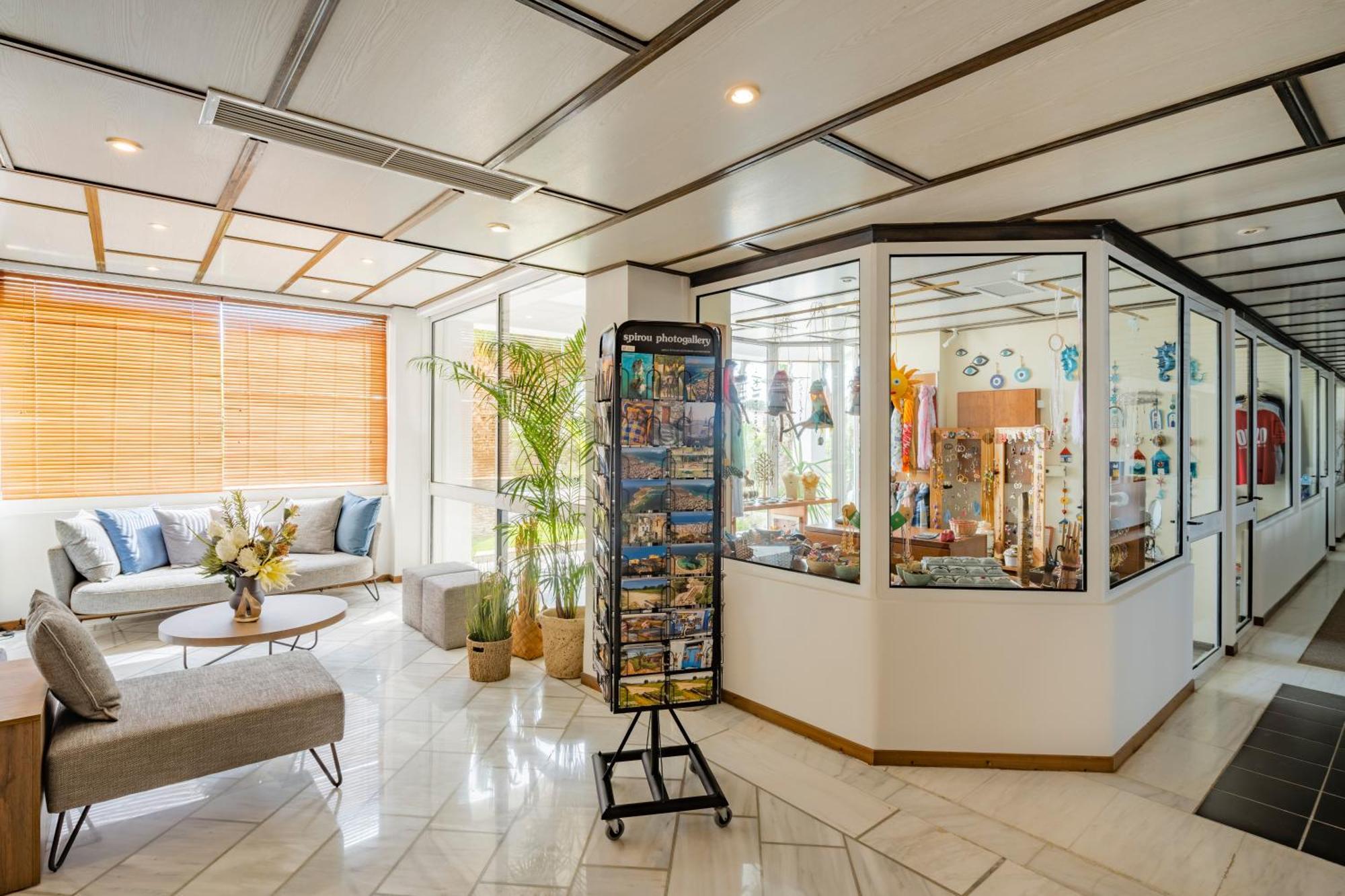 Hotel Pavlina Beach ニフォレイカ エクステリア 写真